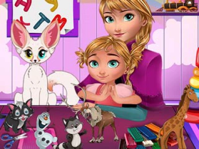 Baby lessons with Anna Frozen game screenshot